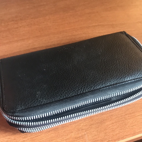 black wallet - Picture 5 of 5